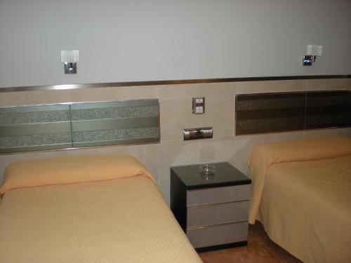 Hostal La Hispanidad Malaga Exterior photo